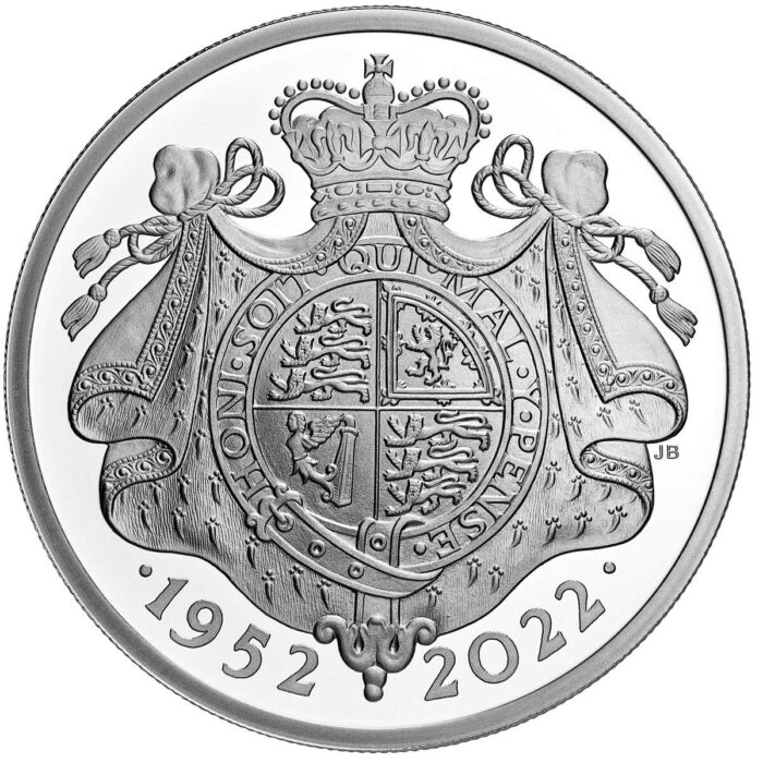 2022 Her Majesty Queen Elizabeth II Platinum Jubilee Celebration Set - Image 4
