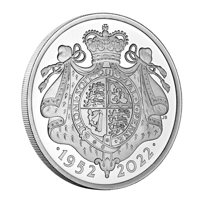 2022 Her Majesty Queen Elizabeth II Platinum Jubilee Celebration Set - Image 6