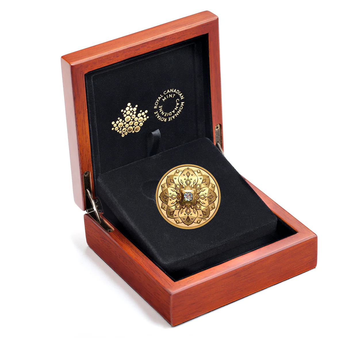 2022 $200 Purely Brilliant Collection: Forevermark Black Label Cushion - Ultra-High Relief Pure Gold Coin - Image 6